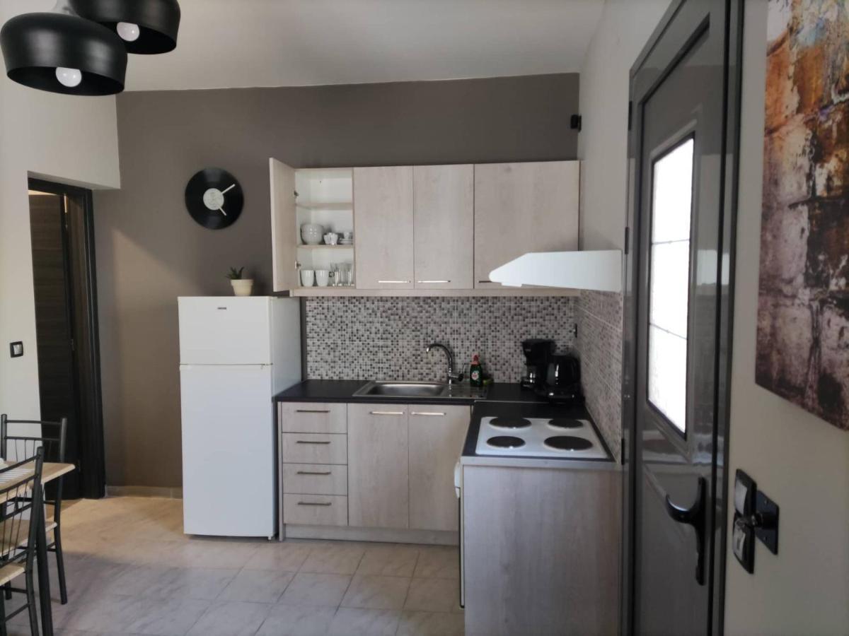 Music Reflections Apartment Near Nafplio 네아 키로스 외부 사진