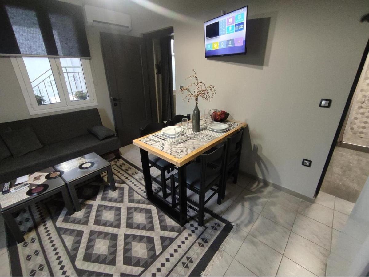 Music Reflections Apartment Near Nafplio 네아 키로스 외부 사진