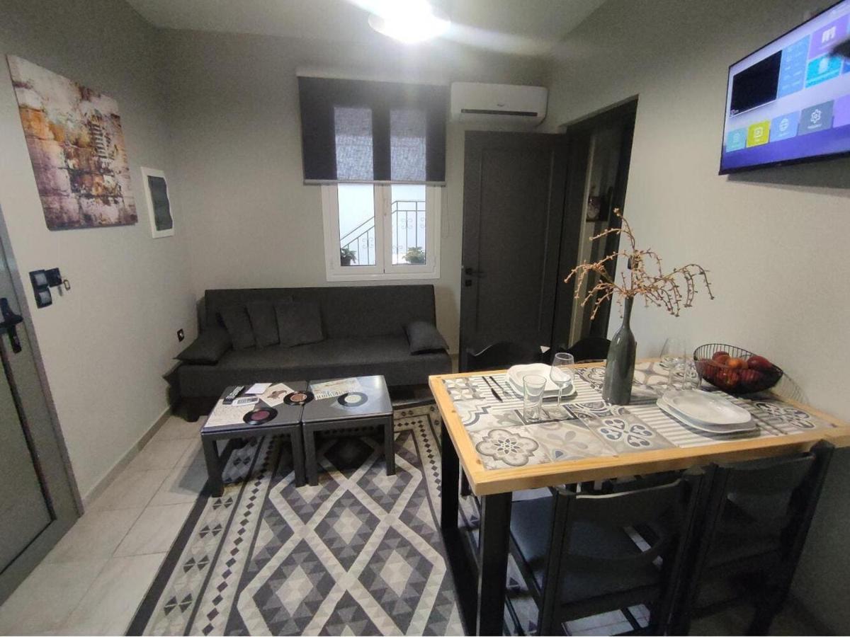 Music Reflections Apartment Near Nafplio 네아 키로스 외부 사진